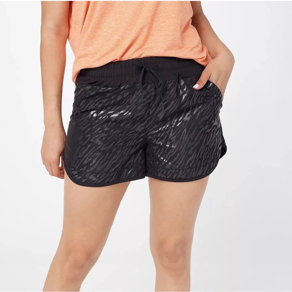 zuda Pants - zuda Z-Eco Foil Shorts with Knit Waistband size‎ small